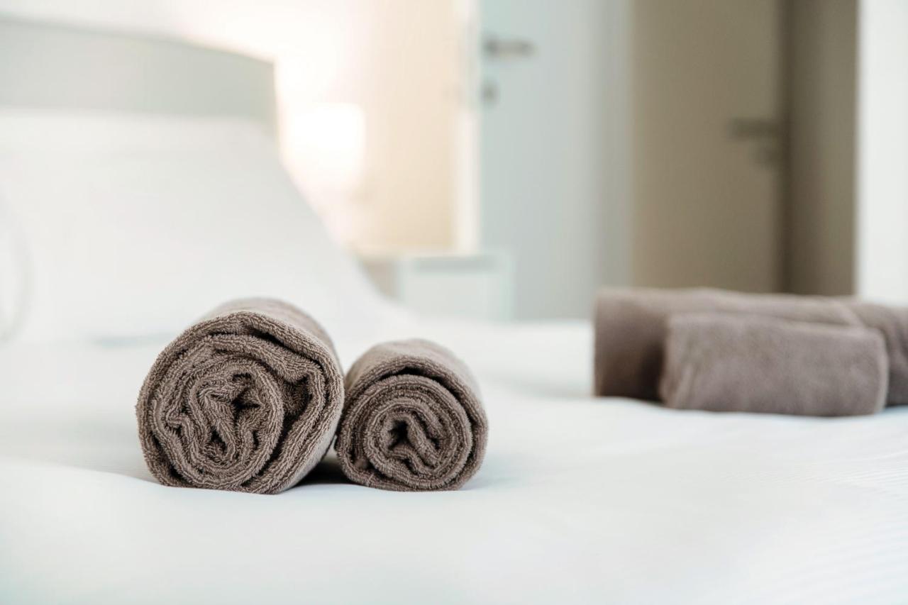 Piazza Roma - The House Of Travelers Apartment Como Ngoại thất bức ảnh